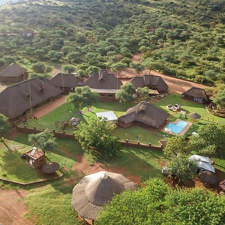 Red Sands Country Lodge Куруман Екстериор снимка