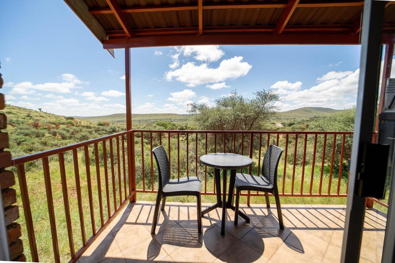 Red Sands Country Lodge Куруман Екстериор снимка