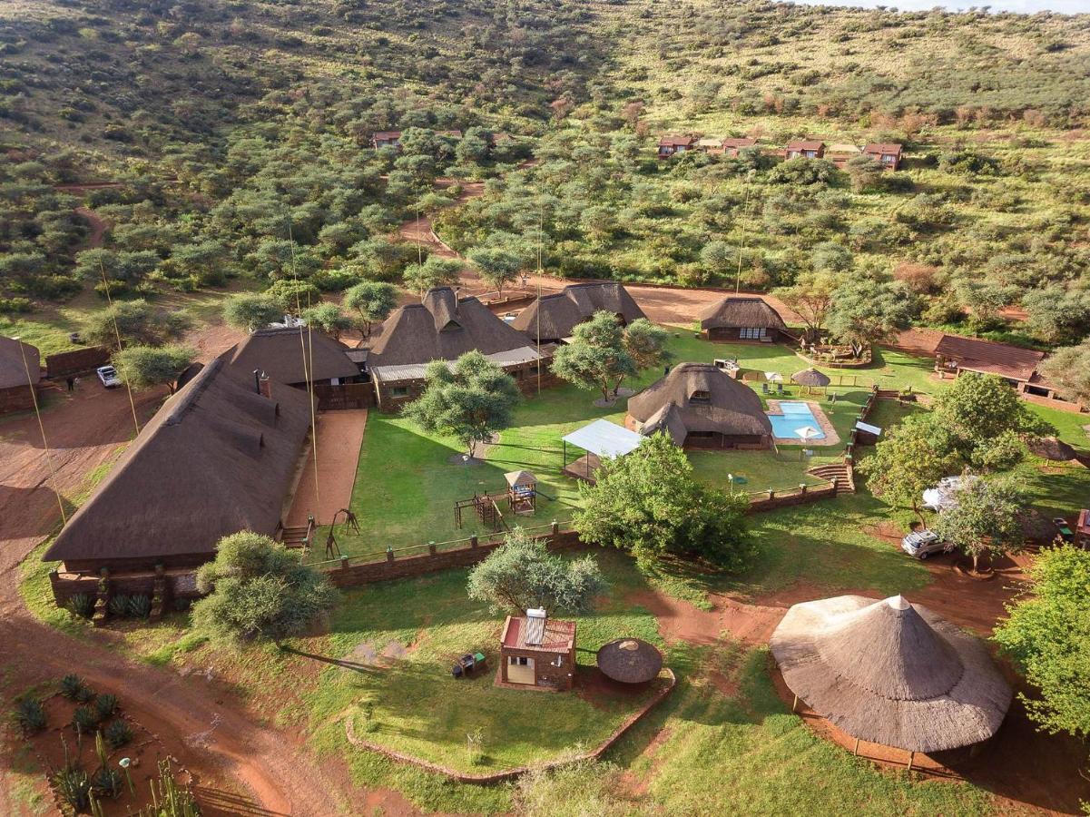 Red Sands Country Lodge Куруман Екстериор снимка